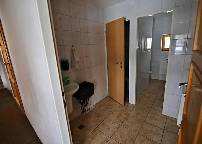 Alojamento de Turismo Selvagem švarná Hanka - Turistická *